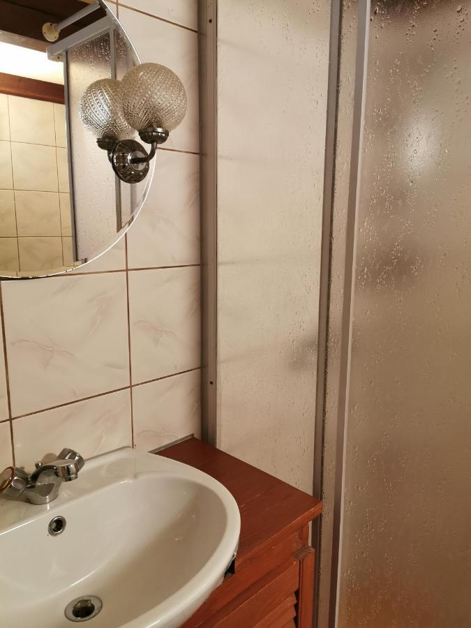 Agroturystyka W Ogrodach Sanok Buitenkant foto
